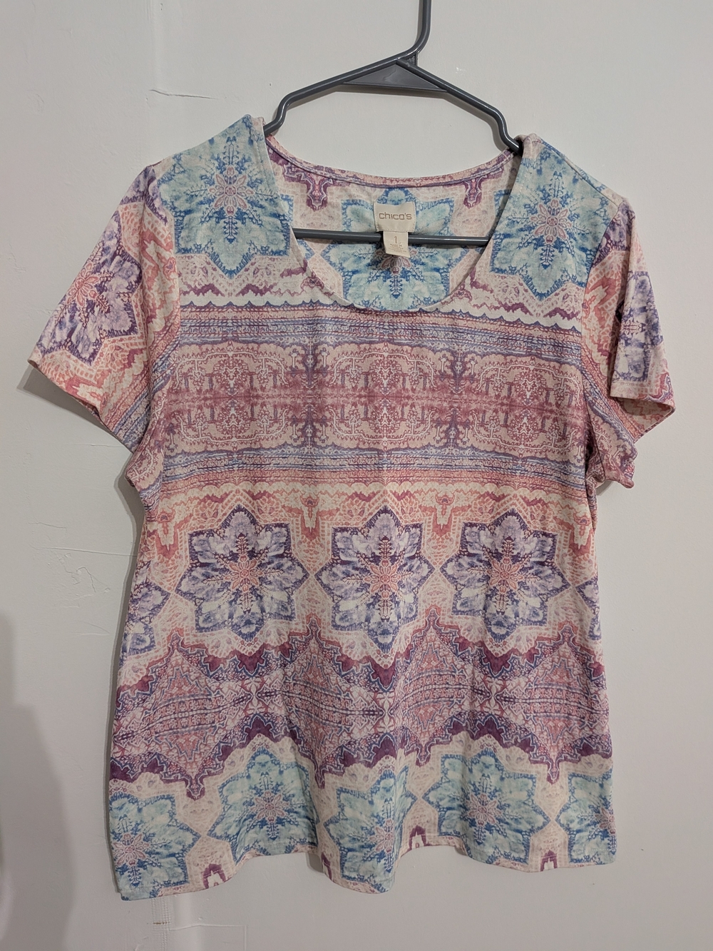 Chico's Short Sleeve Tee in Pastel Blue, Pink & Cream Medallion Print